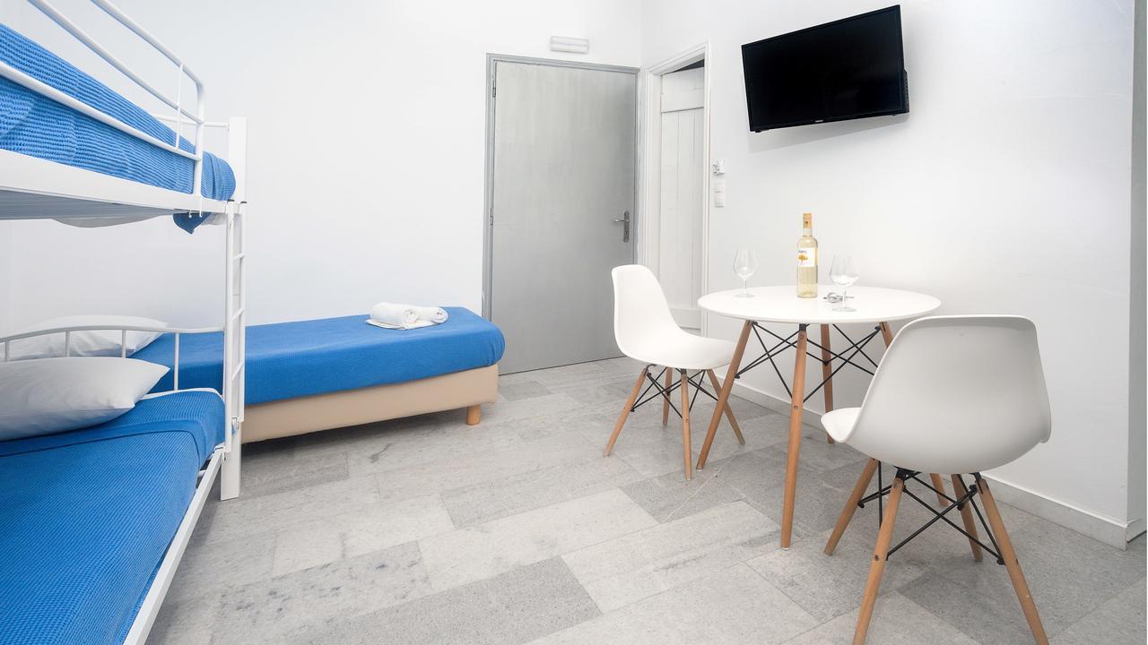Depis Suites Naxos City Zewnętrze zdjęcie