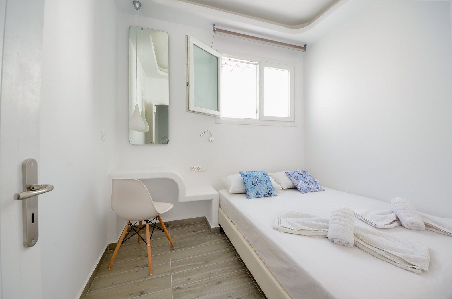 Depis Suites Naxos City Zewnętrze zdjęcie